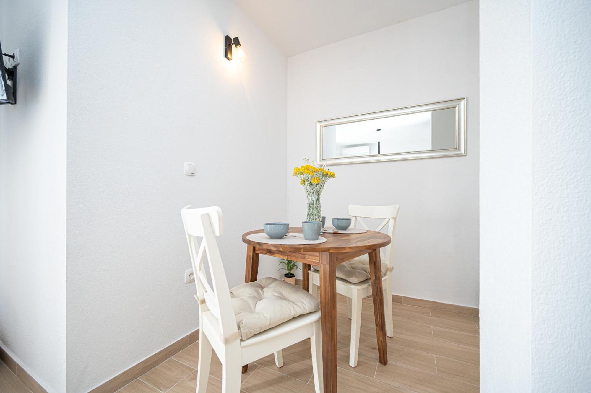 Apartments Kondric Vinjerac Zewnętrze zdjęcie